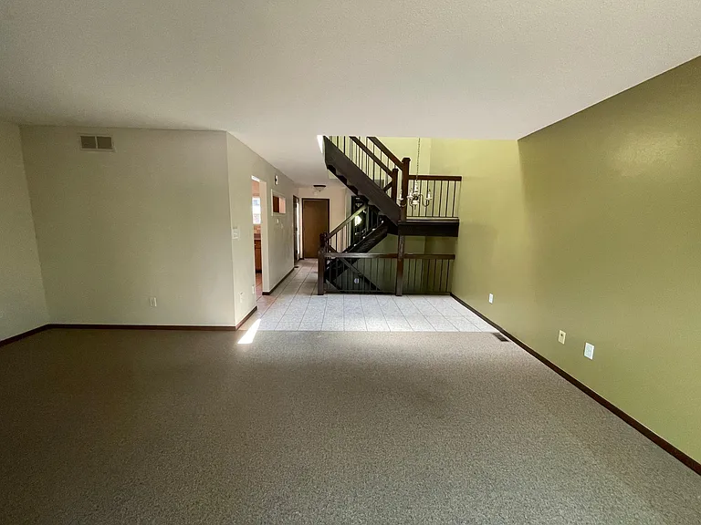 1811 Tawny Ash Dr — Photo 13