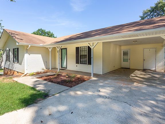 3rd image of 105 Starla Ln