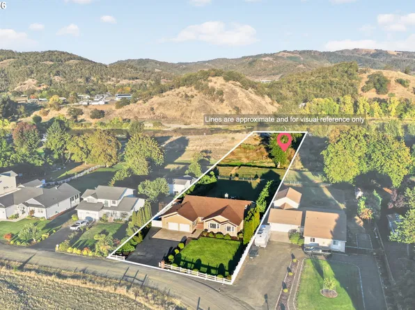 269 Bailey Dr, Roseburg, OR 97471