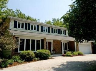 6697 Breckenridge Rd, Lisle, IL 60532