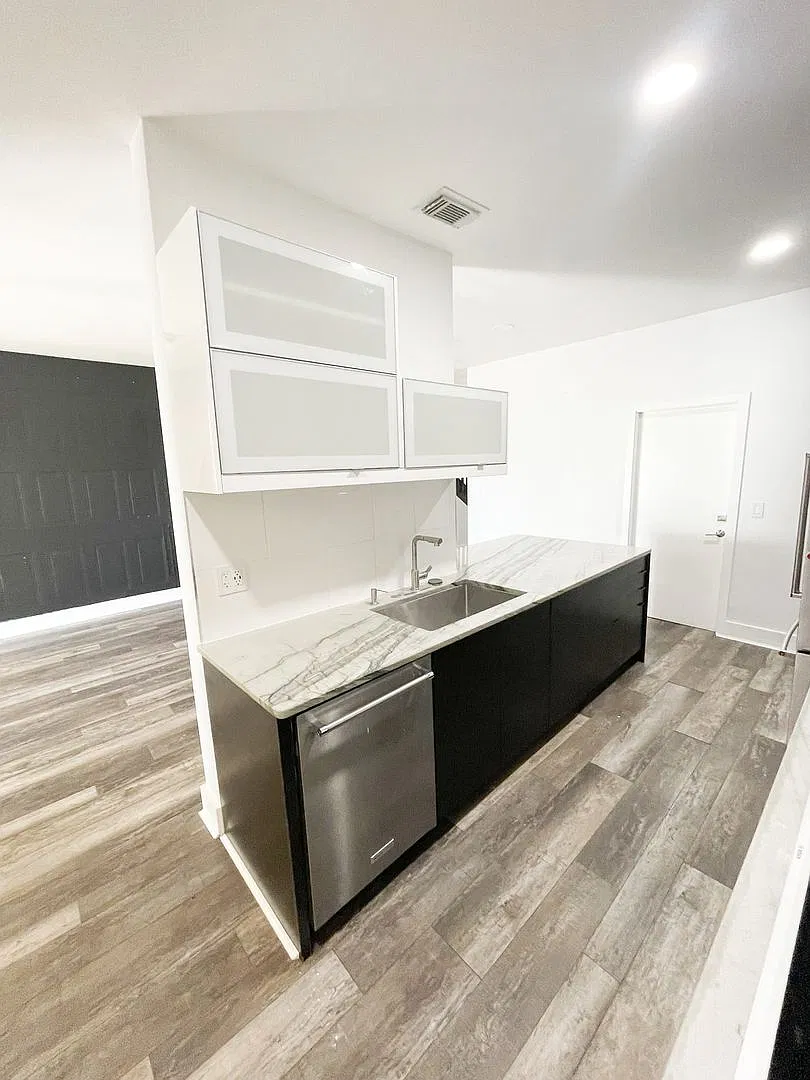 Seminole Estates — Photo 2