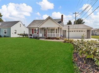 1249 Ohioview Dr, Industry, PA 15052