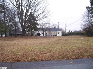 McKissick St, Greer, SC 29650