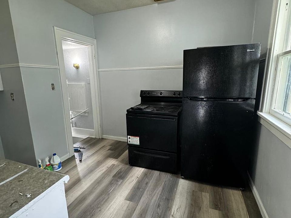 1st image of 1133 Cleveland Ave