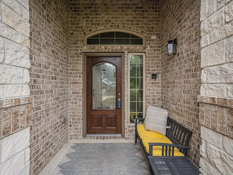 2449 Pamplona Ln — Photo 3
