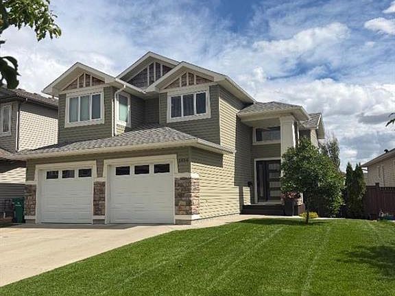 2nd image of 1656 NE Coalbanks Blvd W