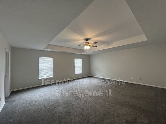 5th image of 5001 Wigmore St