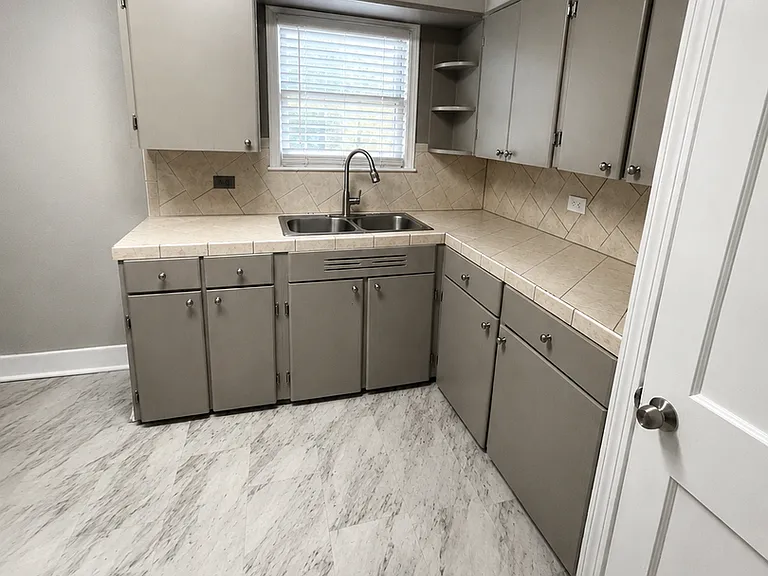 112 Senisa Dr #1 — Photo 5