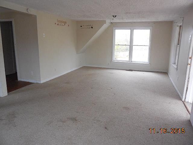 2nd image of 4525 Southside Rd