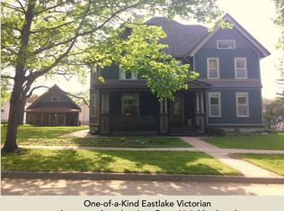 807 Maple Ave, Decorah, IA 52101