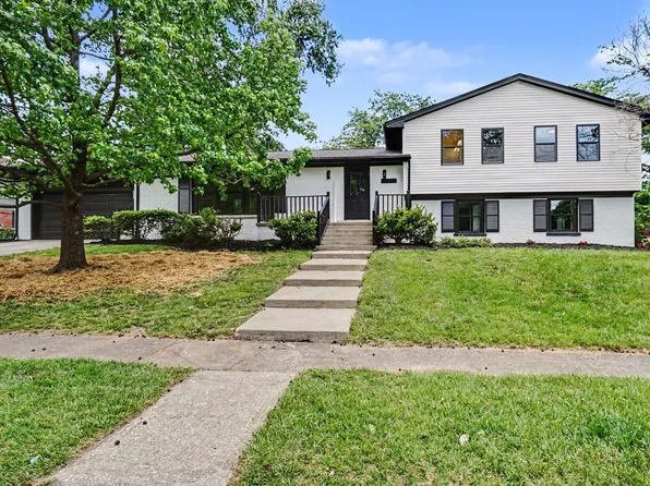 3401 Farmington Rd, Lexington, KY 40502