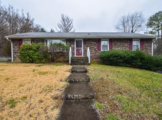 3615 Georgetown Rd, Roanoke, VA 24018