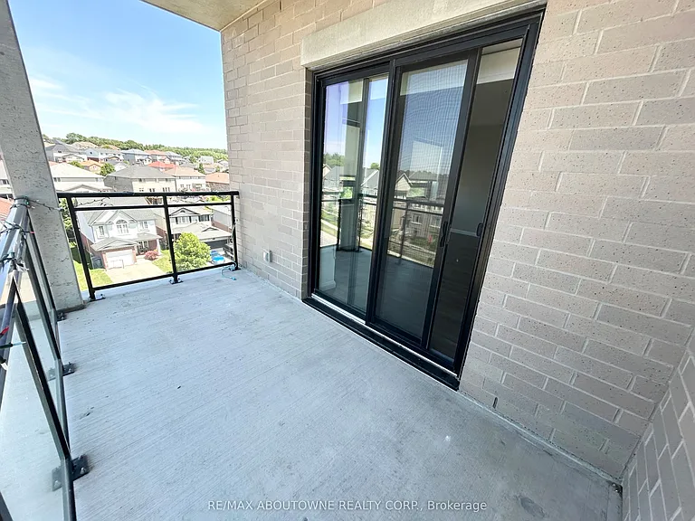 144 Watson Rd N #502 — Photo 16