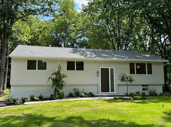 142 N Little Tor Road, New City, NY 10956