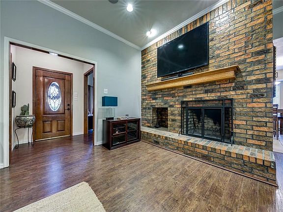 4th image of 100 Wildwood Dr