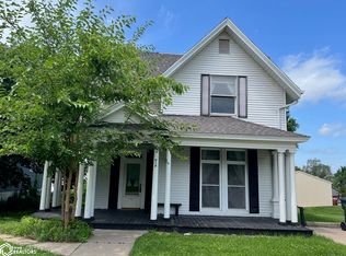 916 Grand Ave, Keokuk, IA 52632