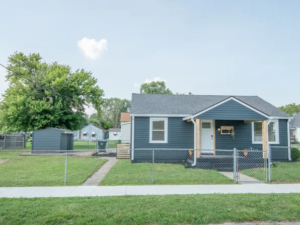 734 Washington St, Hope, IN 47246