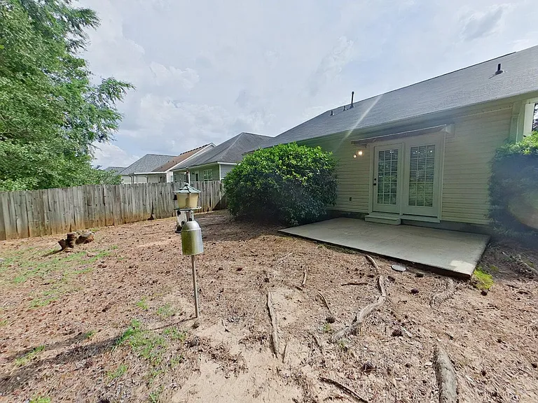 491 Connemara Trl — Photo 12