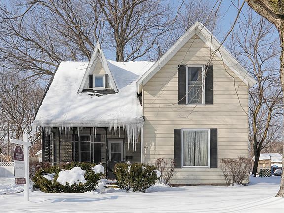 208 N Centerville-103