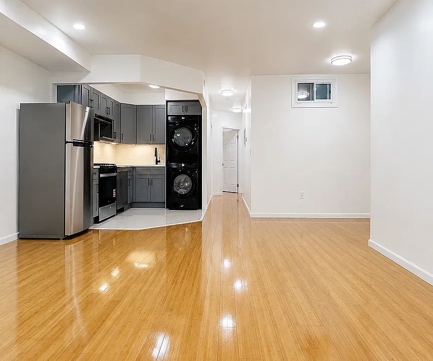 1st image of 1242 Myrtle Ave Floor 2