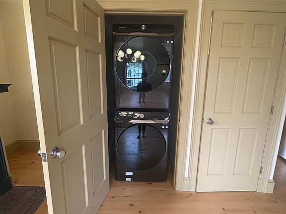 5th image of 54 W Main St #2