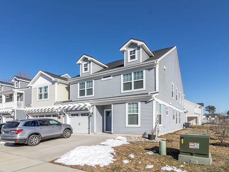 35059 Dundee St — Photo 30