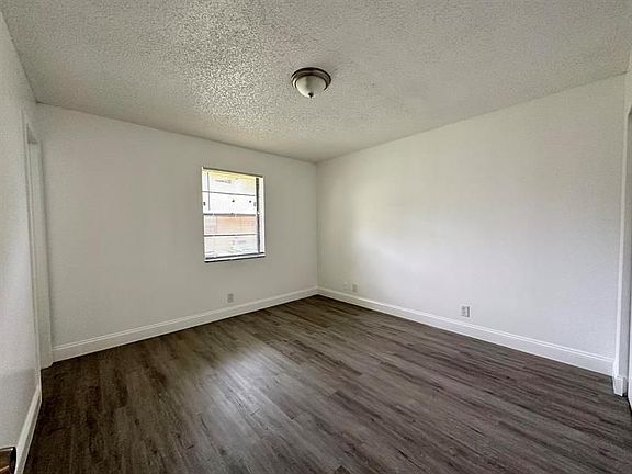 4th image of 4335 Line Dr