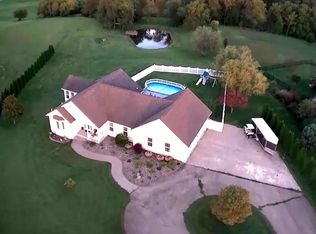 701 Sarah Ln, Clinton, IA 52732