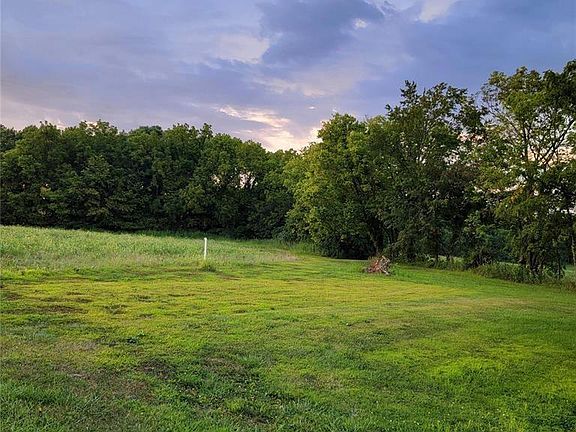 3rd image of 9027 County Road 404