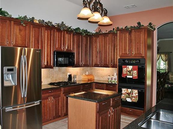 4th image of 3203 Summerwood Ct