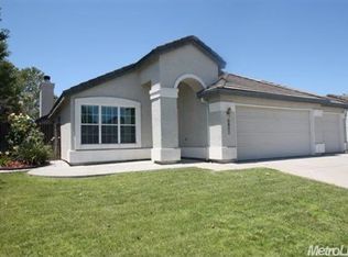 8682 Aviary Woods Way, Elk Grove, CA 95624