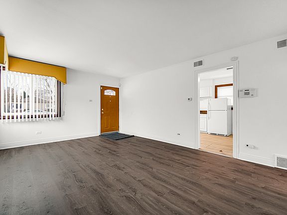 5th image of 12510 S Elizabeth St