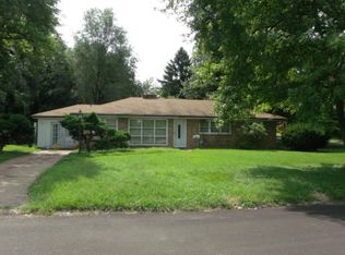 810 Pershall Rd, Florissant, MO 63031