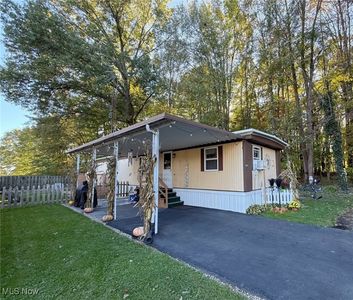 67 Oakwood Dr, Beloit, OH, 44609