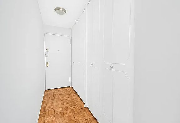 2nd image of 3333 Henry Hudson Pkwy #15P