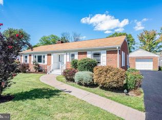 3228 Groveton St, Alexandria, VA 22306