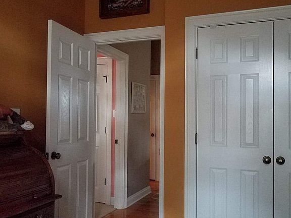 4th image of 213 Bright Water Dr
