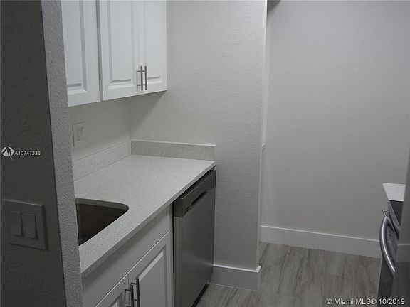 3rd image of 9928 Twin Lakes Dr #33-H