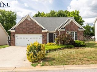 124 Brooks Edge Dr, Winston Salem, NC 27107