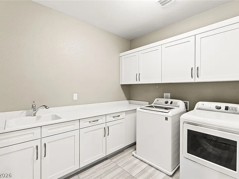 10314 Apache Blue Ave — Photo 44