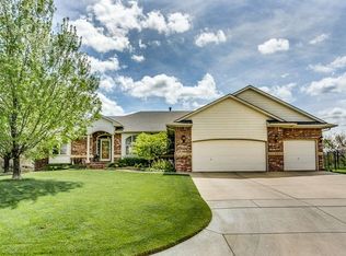 13707 W Highland Springs Ct, Wichita, KS 67235