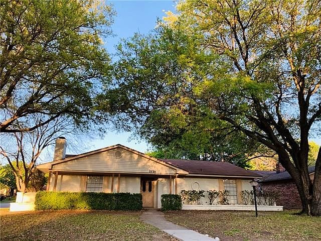 1st image of 2720 Moncayo Dr