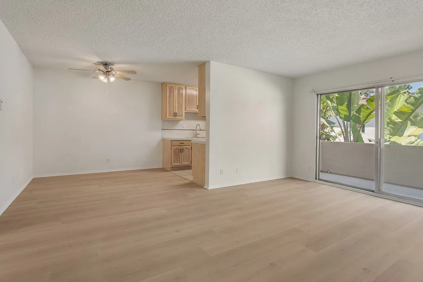 1 bed, 700 sqft, $2,250 — Photo 3