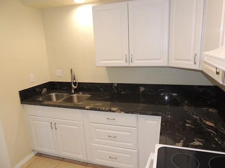 1127 D Ave #C — Photo 21