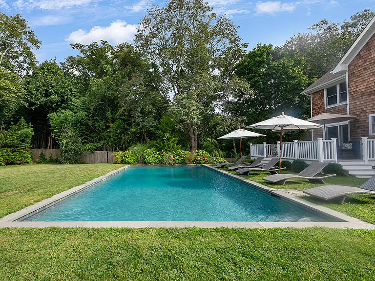 19 Barns Ln — Photo 10