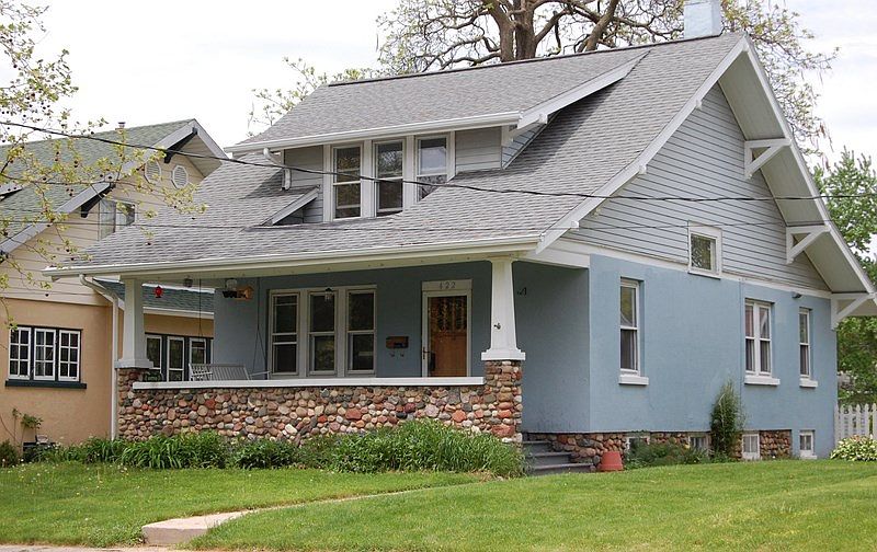 1st image of 422 Prospect Ave