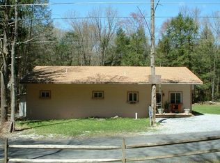 943 Pine Valley Rd, New Ringgold, PA 17960