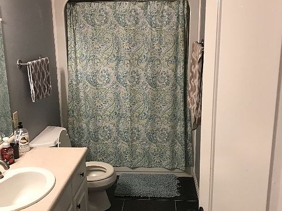 2nd image of 611 W Bloomfield Ave