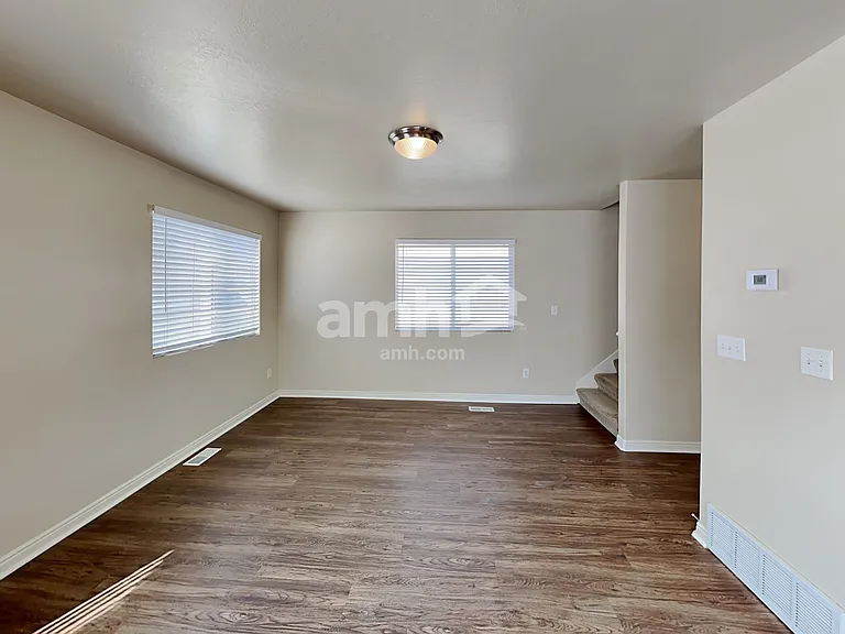 456 W Bountiful Way — Photo 7