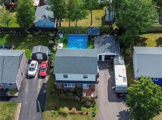 219 Evergreen Dr, Moncton, NB E1G2C1